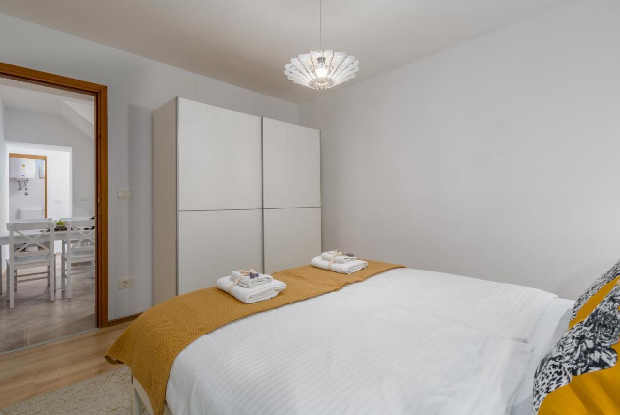 Apartment Agata *