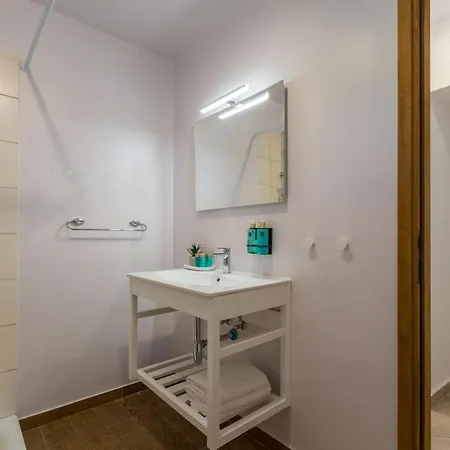 Apartments Agata Novigrad Istria Exterior foto