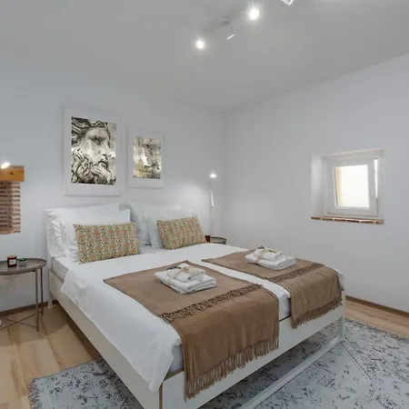 Apartments Agata Novigrad Istria Exterior foto