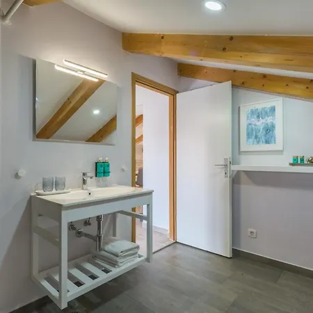 Apartments Agata Novigrad Istria Exterior foto